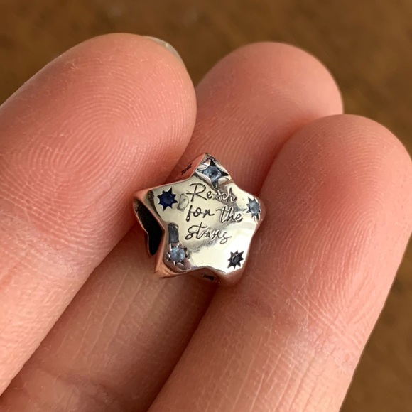 NWOT Bold Sparkling Star Charm Sterling Silver 925 - Picture 9 of 15